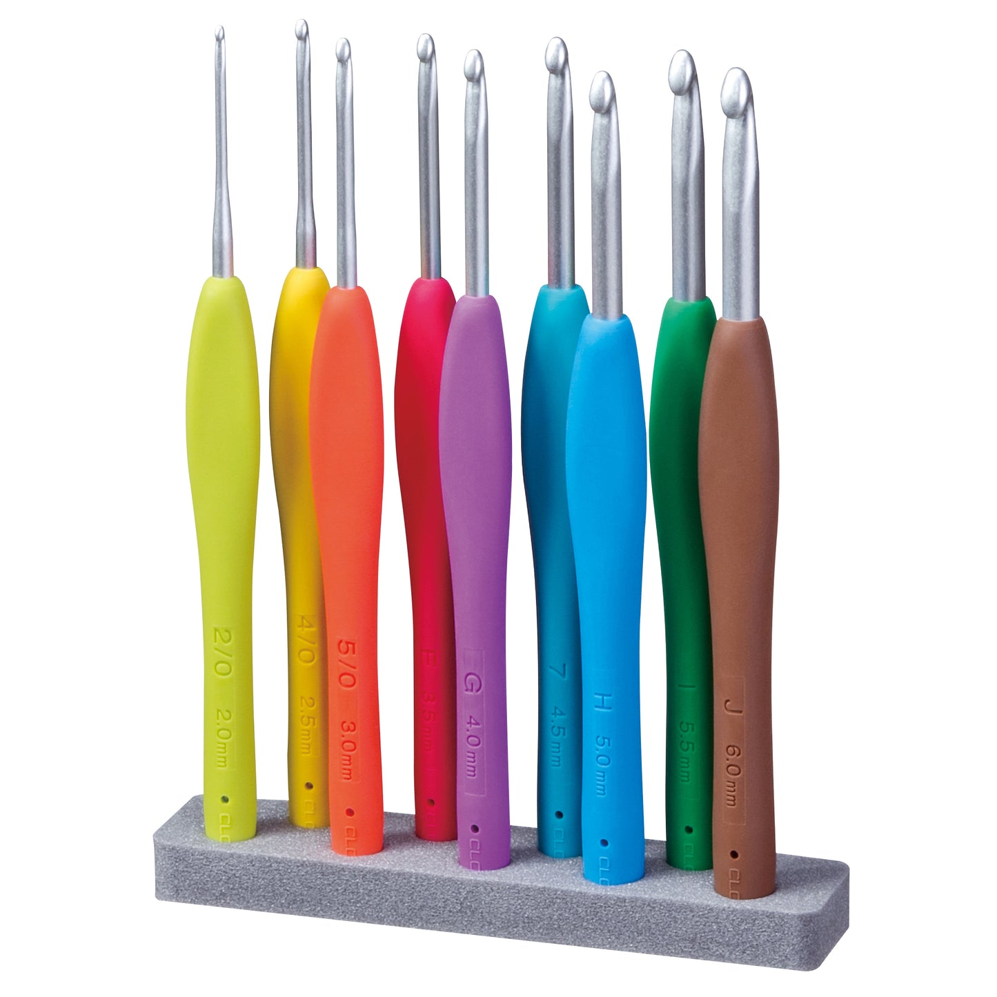 Clover Amour Crochet Hook Set with Easy Soft Grip Handles - Sizes 2.00-6.00mm