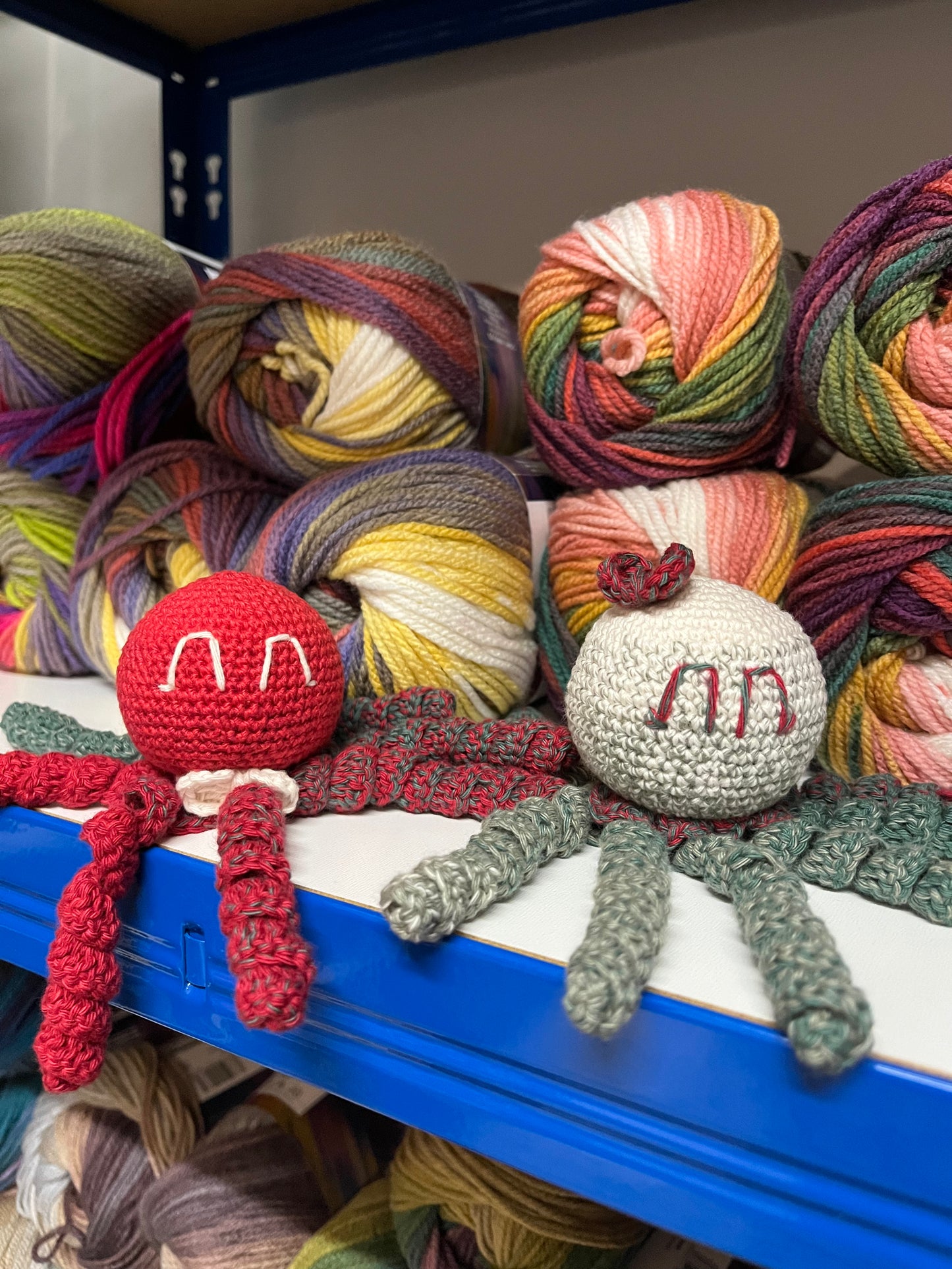 Frogit Crochet Kits - Noel / Noelle Octopus kits