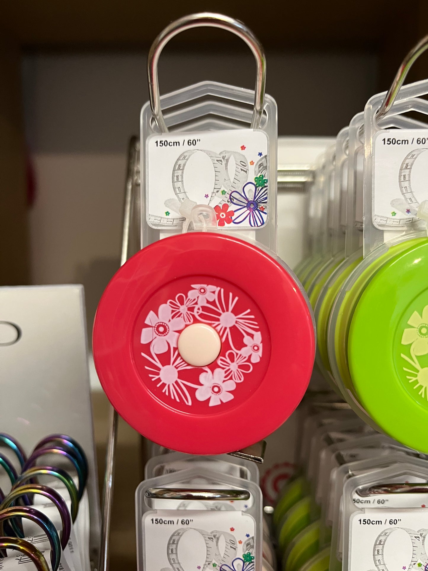 Metro - Spring and summer measuring tape