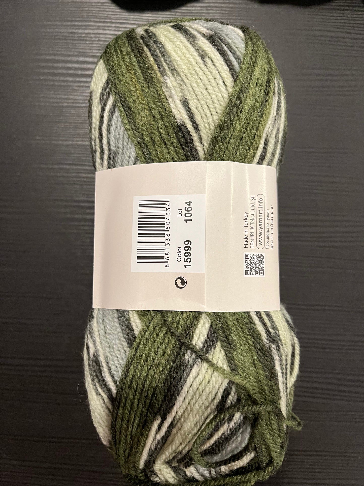 Yarnart Crazy Colour yarn