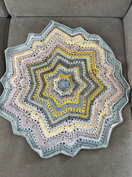 Bramble Double Knit - Supernova Star blanket